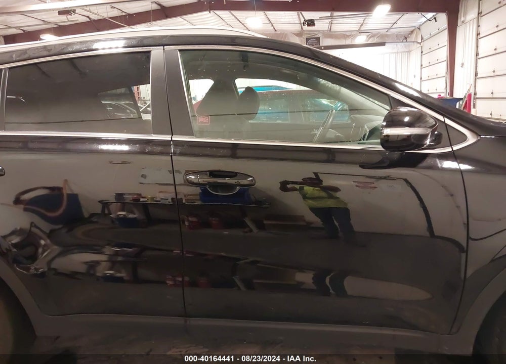 2018 KIA SPORTAGE LX VIN: KNDPM3AC8J7425231