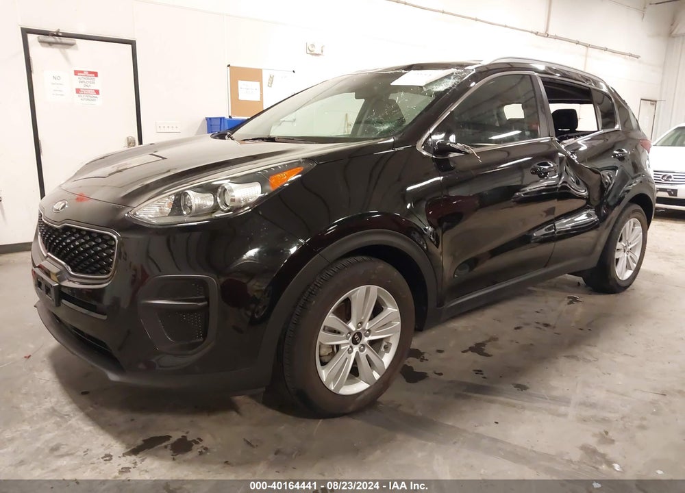 2018 KIA SPORTAGE LX VIN: KNDPM3AC8J7425231