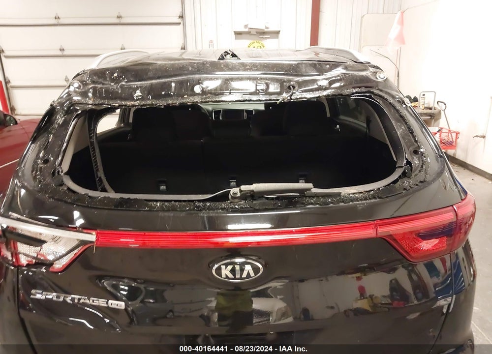2018 KIA SPORTAGE LX VIN: KNDPM3AC8J7425231