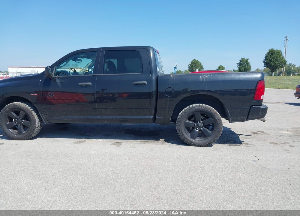 2016 RAM 1500 EXPRESS VIN: 3C6RR7KT2GG243819