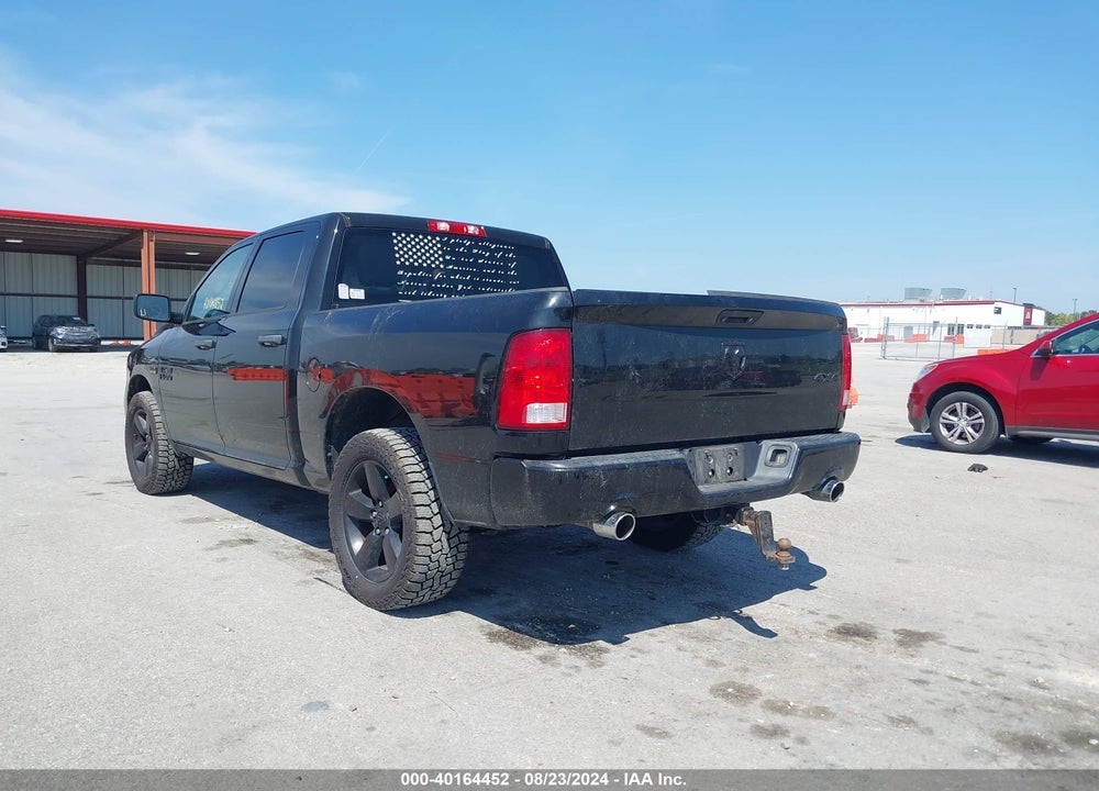 2016 RAM 1500 EXPRESS VIN: 3C6RR7KT2GG243819