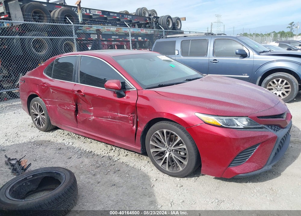 2018 TOYOTA CAMRY SE VIN: 4T1B11HK2JU574171