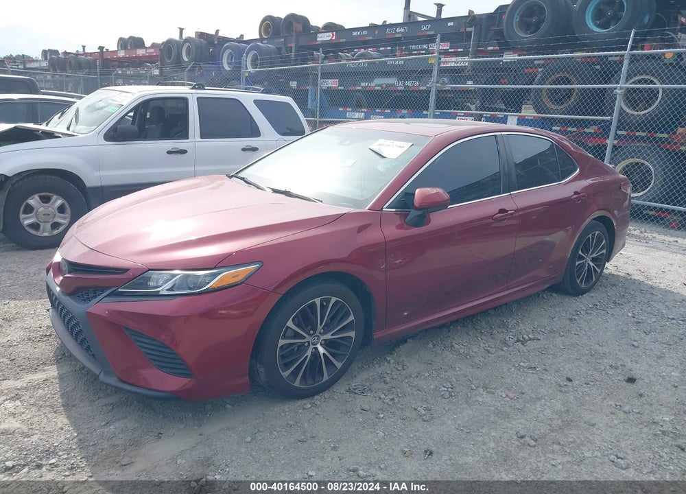 2018 TOYOTA CAMRY SE VIN: 4T1B11HK2JU574171