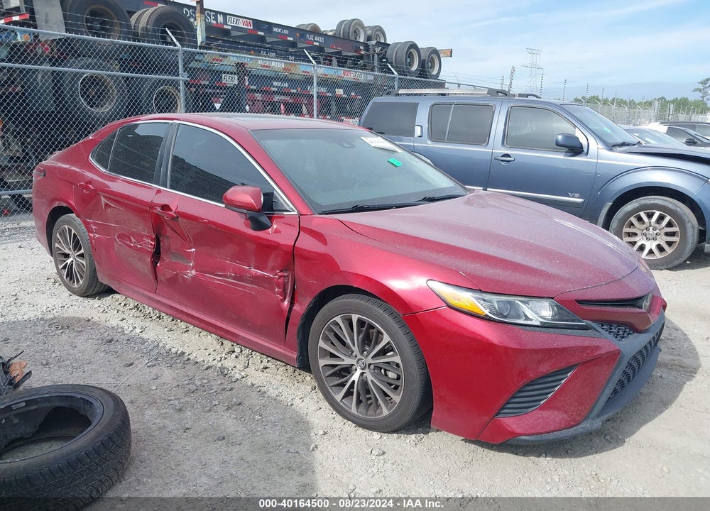 2018 TOYOTA CAMRY SE VIN: 4T1B11HK2JU574171