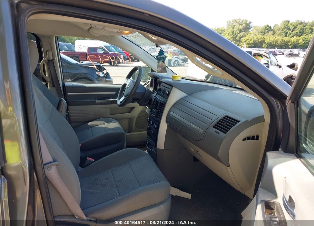 2010 DODGE GRAND CARAVAN SE VIN: 2D4RN4DE2AR216478