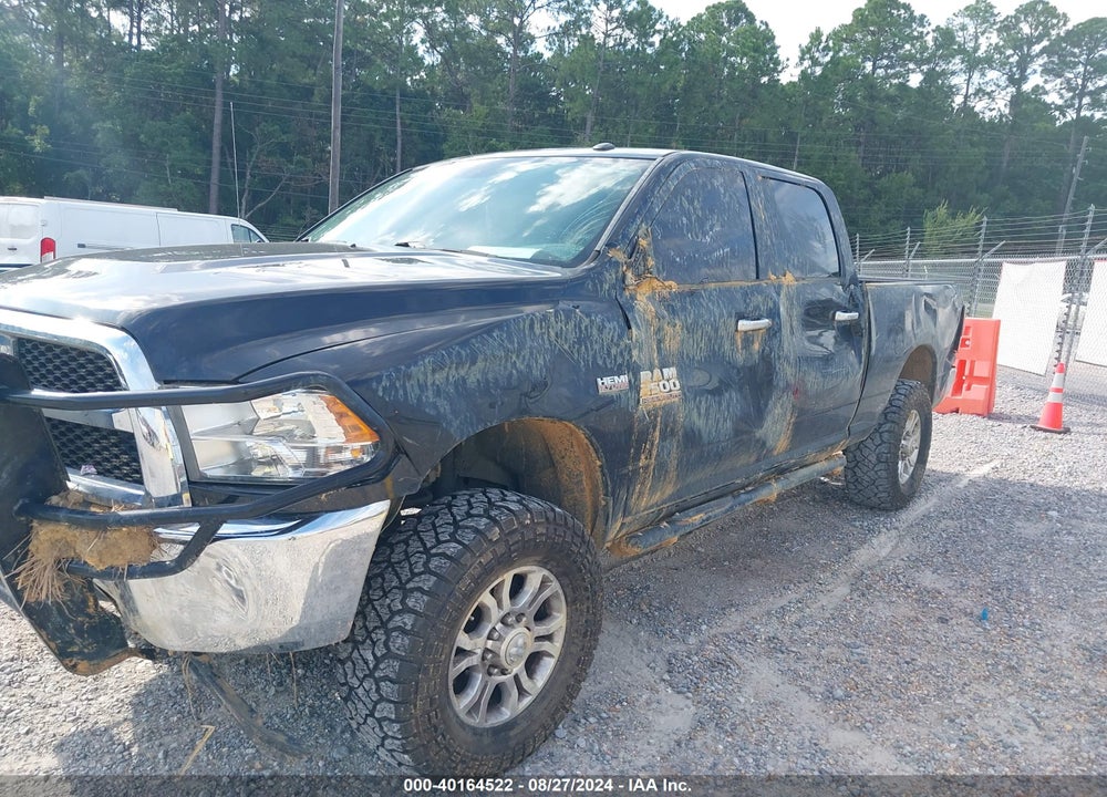2017 RAM 2500 SLT 4X4 6'4 BOX VIN: 3C6TR5DT4HG700073