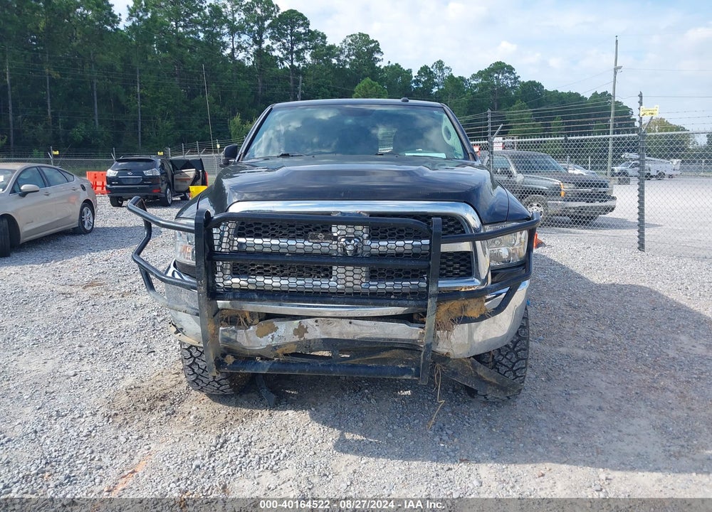 2017 RAM 2500 SLT 4X4 6'4 BOX VIN: 3C6TR5DT4HG700073