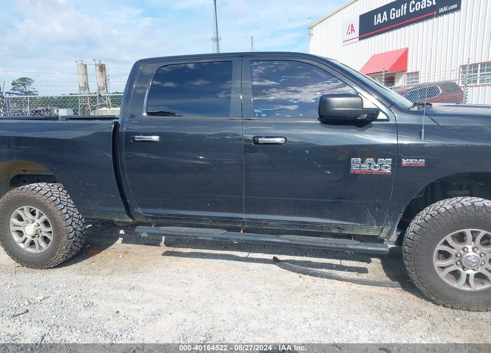 2017 RAM 2500 SLT 4X4 6'4 BOX VIN: 3C6TR5DT4HG700073