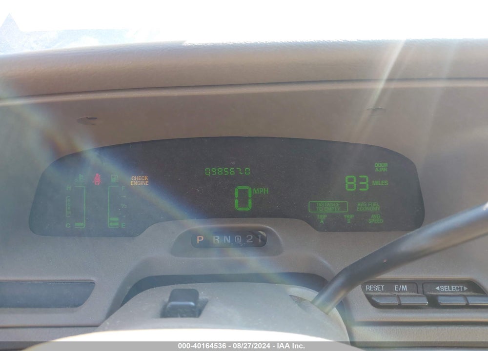 2000 MERCURY GRAND MARQUIS LS VIN: 2MEFM75W5YX707370