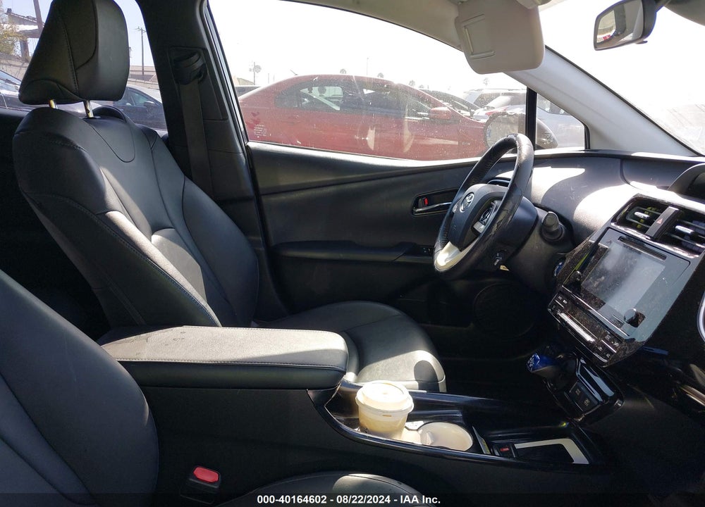 2016 TOYOTA PRIUS THREE TOURING VIN: JTDKARFU1G3518700