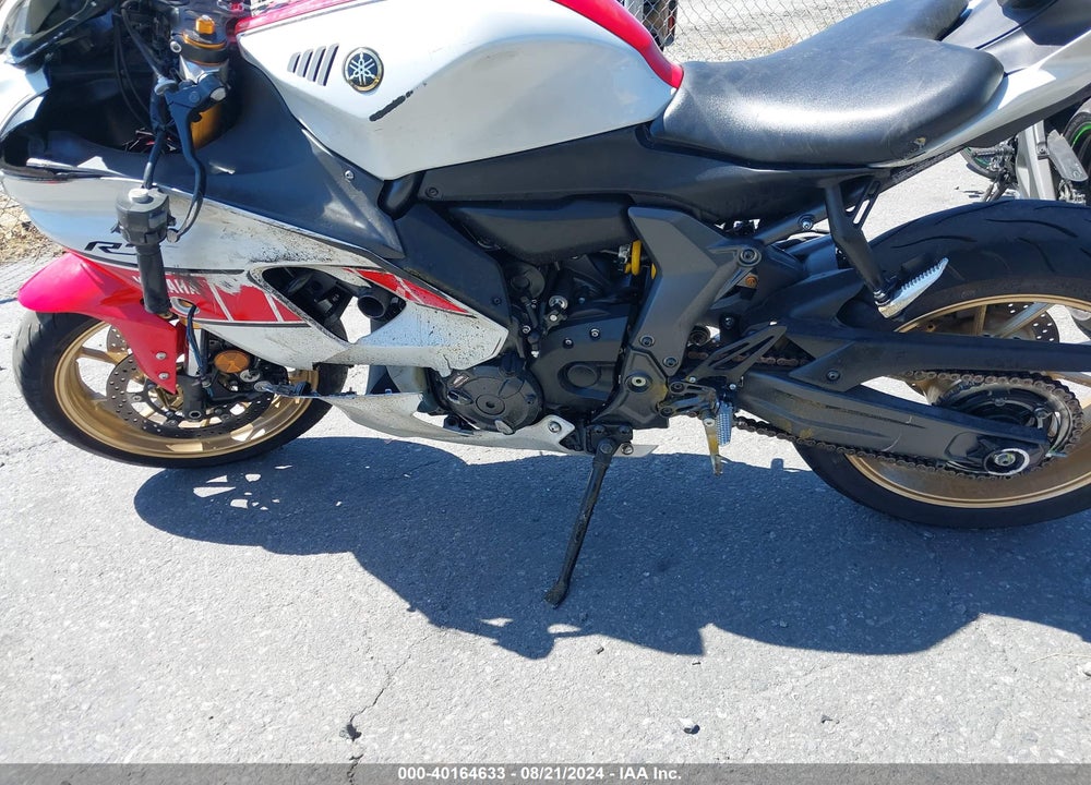 2022 YAMAHA YZFR7 VIN: JYARM38YXNA001256