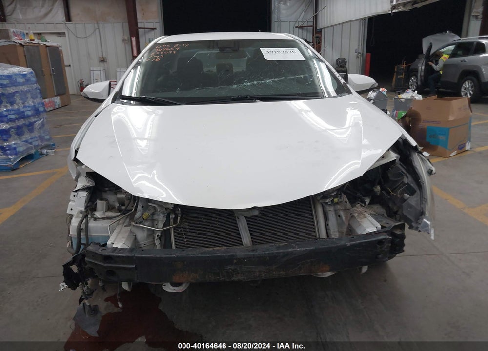 2017 TOYOTA COROLLA SE VIN: 2T1BURHE0HC858099
