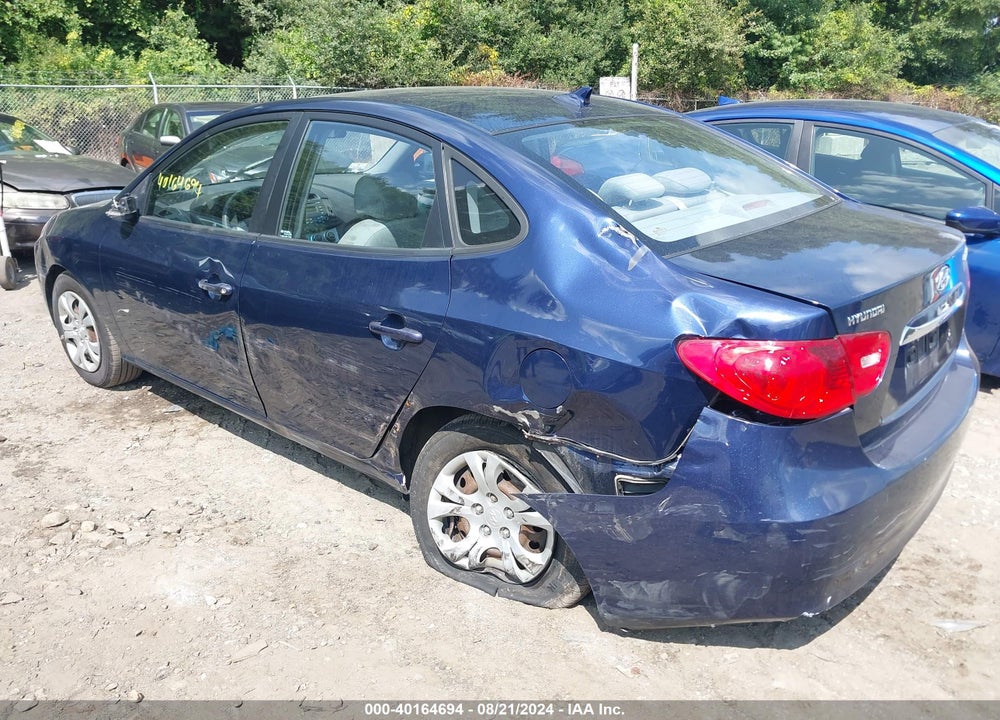 2010 HYUNDAI ELANTRA GLS VIN: KMHDU4AD7AU833072