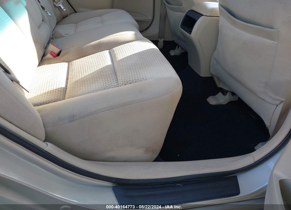 2014 TOYOTA CAMRY LE VIN: 4T4BF1FK6ER374975