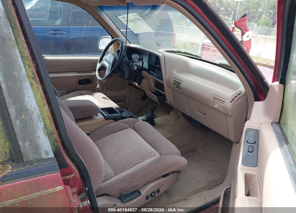 1994 FORD EXPLORER VIN: 1FMDU34X6RUB40022