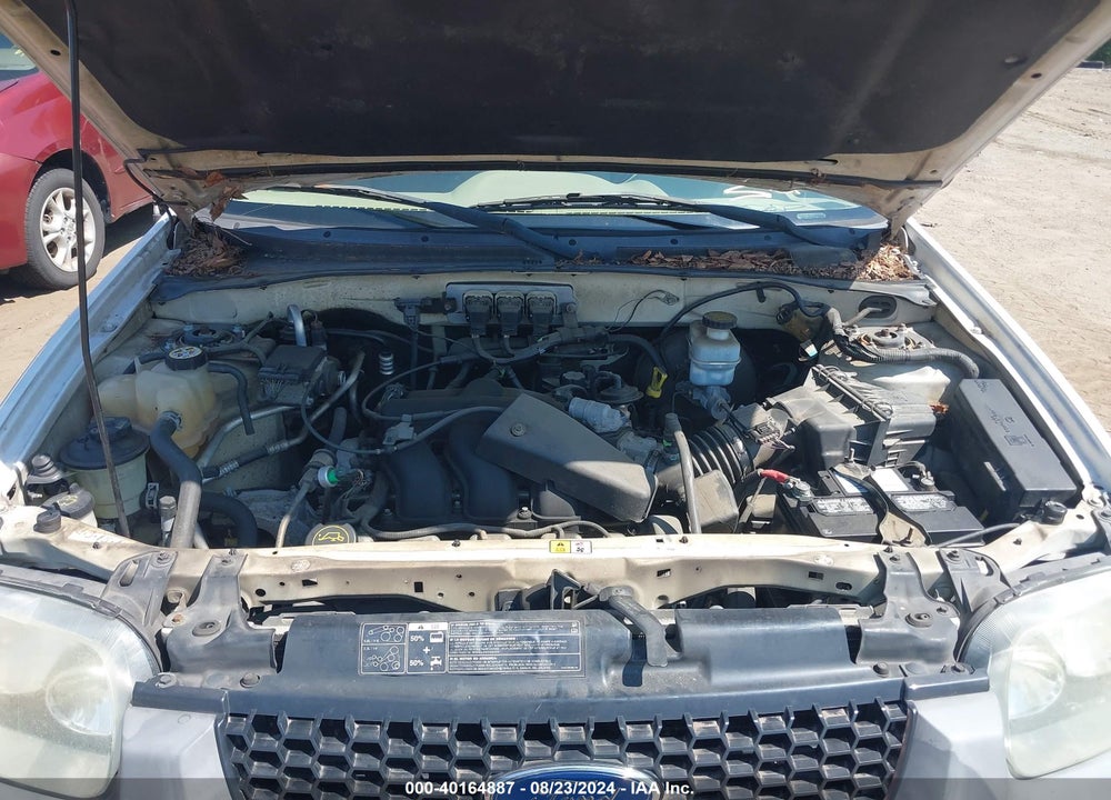 2005 FORD ESCAPE XLT VIN: 1FMYU03105DA06050
