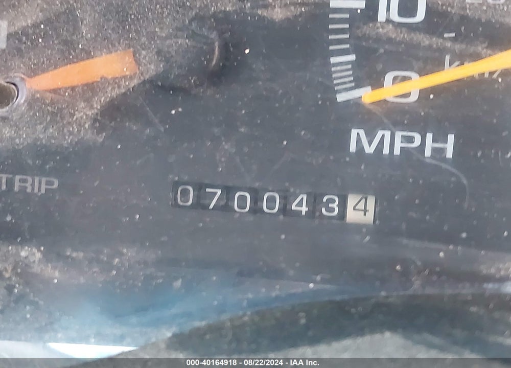 2001 CHEVROLET C3500 HD VIN: 3GBKC34G51M103250