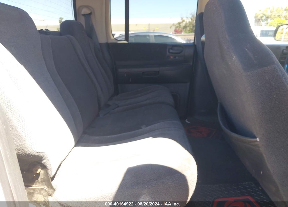 2004 DODGE DAKOTA SPORT/SXT VIN: 1D7HG38N04S633520