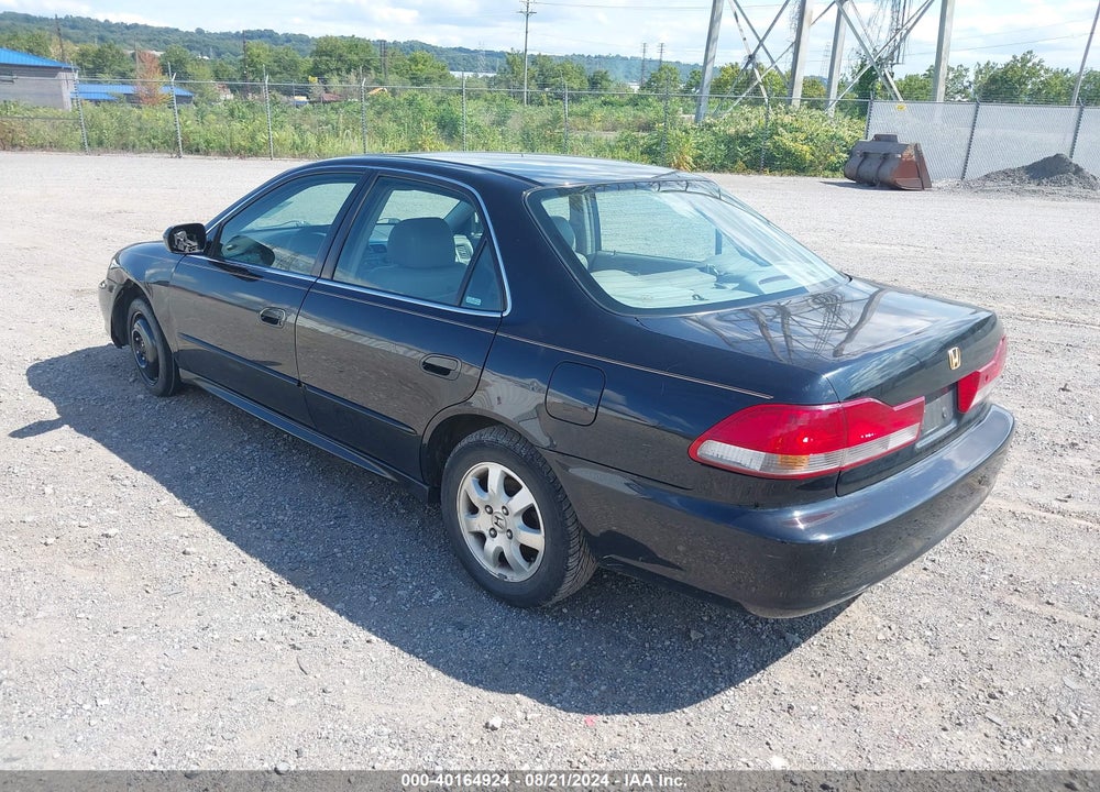 2001 HONDA ACCORD 2.3 EX VIN: 1HGCG66871A023295