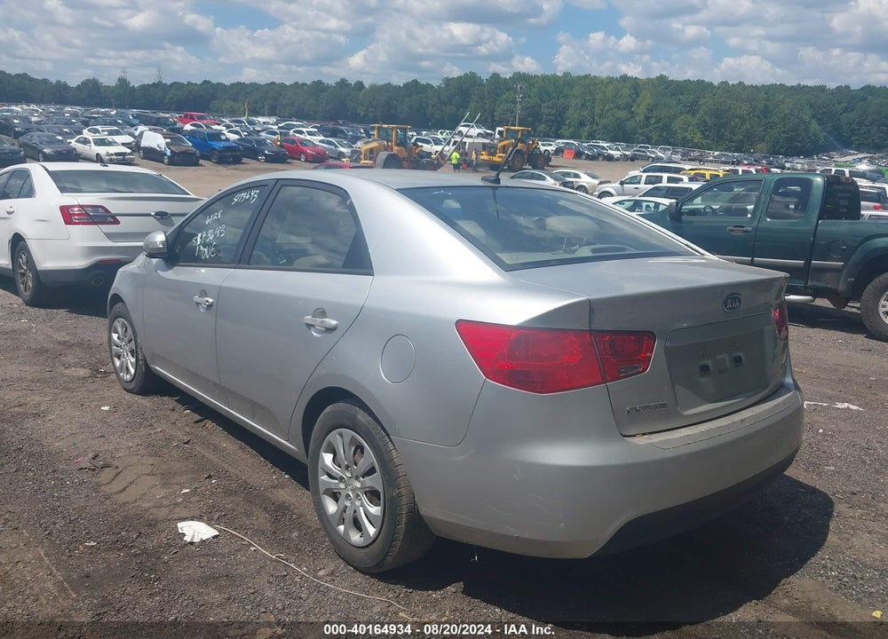 2010 KIA FORTE EX VIN: KNAFU4A29A5849793
