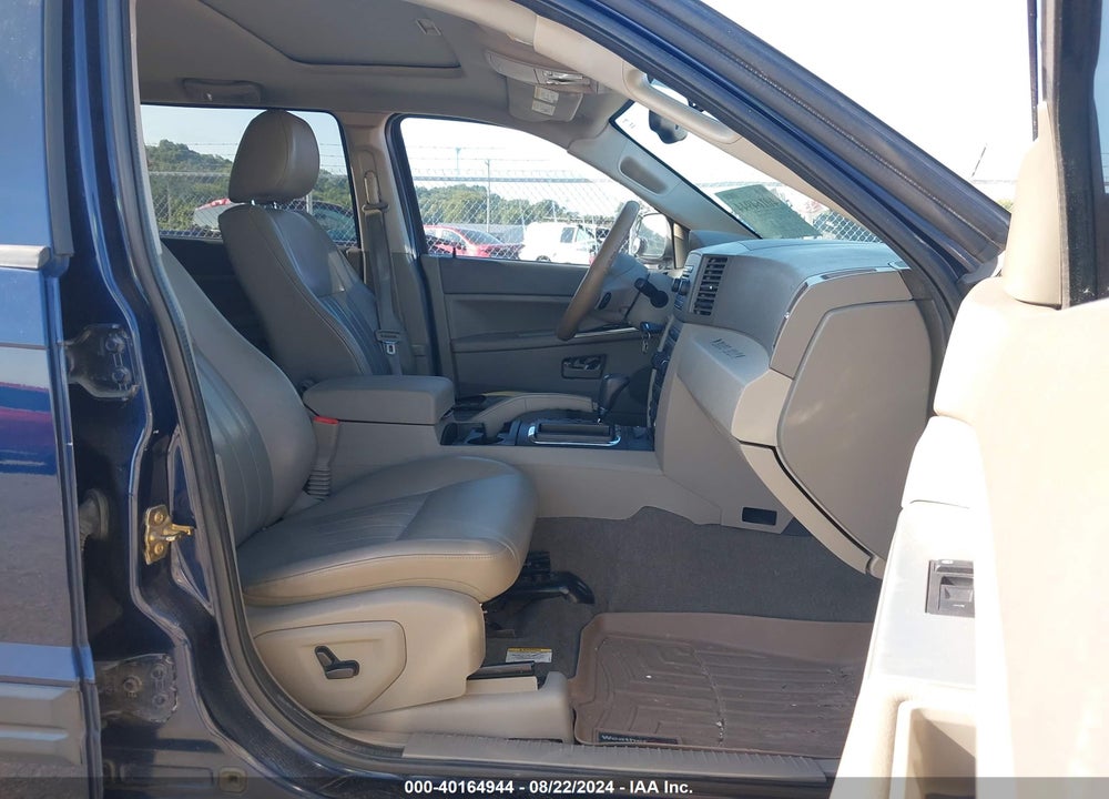 2005 JEEP GRAND CHEROKEE LAREDO VIN: 1J4GR48K95C592449