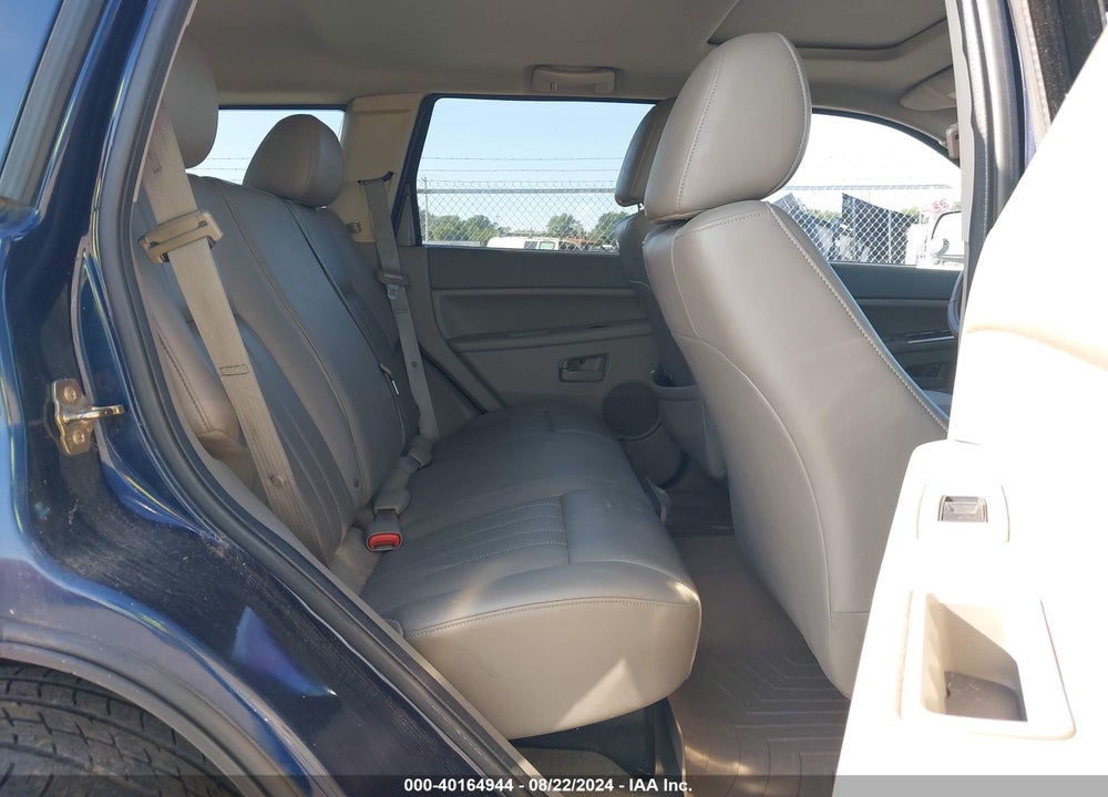 2005 JEEP GRAND CHEROKEE LAREDO VIN: 1J4GR48K95C592449
