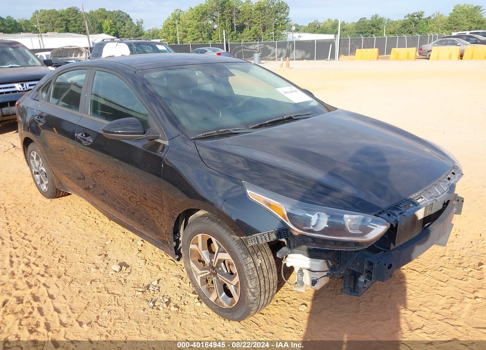 2019 KIA FORTE LXS VIN: 3KPF24AD6KE013293