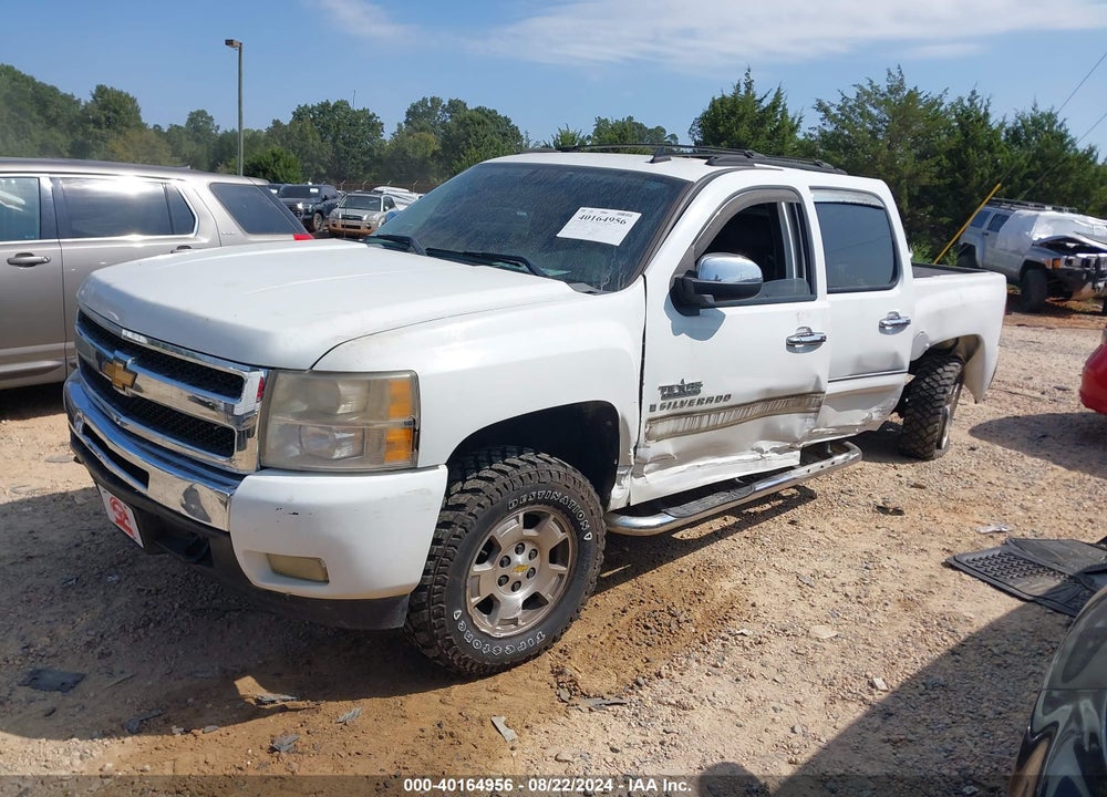 2009 CHEVROLET SILVERADO 1500 LT VIN: 3GCEC230X9G181623