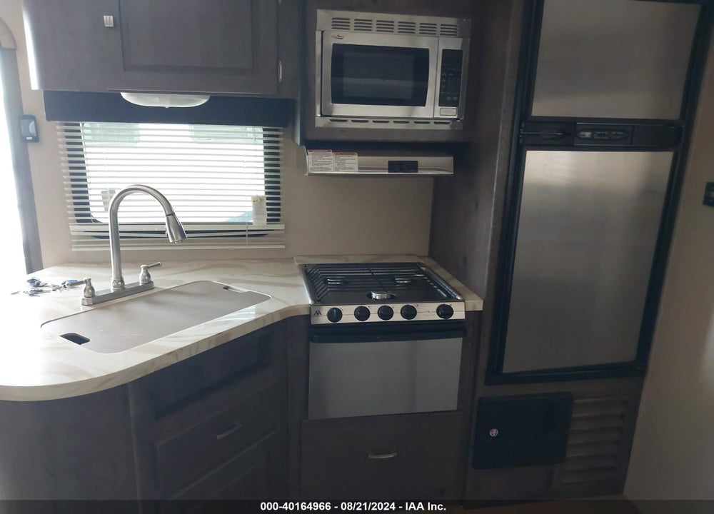 2014 DUTCHMEN KODIAK VIN: 47CTS5R20EK176680