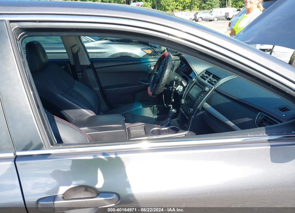 2015 TOYOTA CAMRY SE VIN: 4T1BF1FK3FU919249