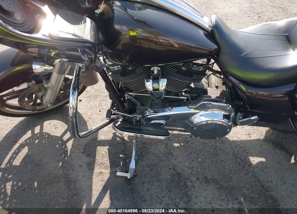 2018 HARLEY-DAVIDSON FLTRX ROAD GLIDE VIN: 1HD1KHC30JB654990