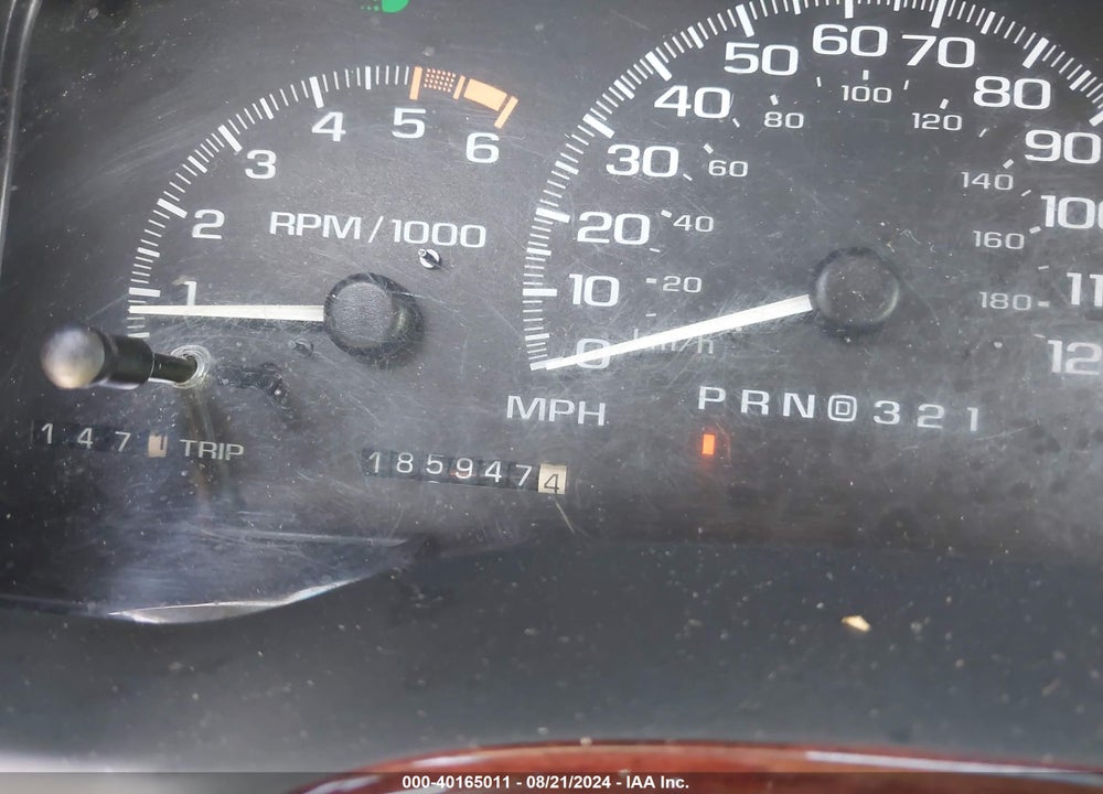 2000 CADILLAC ESCALADE STANDARD VIN: 1GYEK63R7YR220525