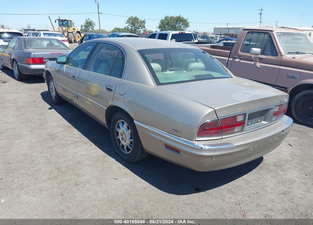 2002 BUICK PARK AVENUE ULTRA VIN: 1G4CU541824182085
