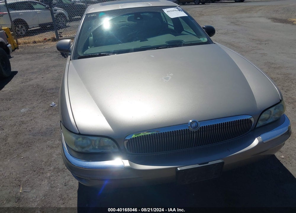 2002 BUICK PARK AVENUE ULTRA VIN: 1G4CU541824182085