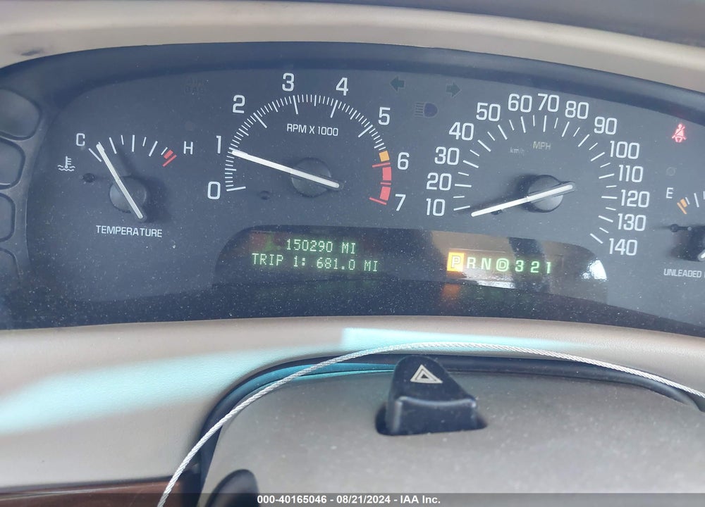 2002 BUICK PARK AVENUE ULTRA VIN: 1G4CU541824182085
