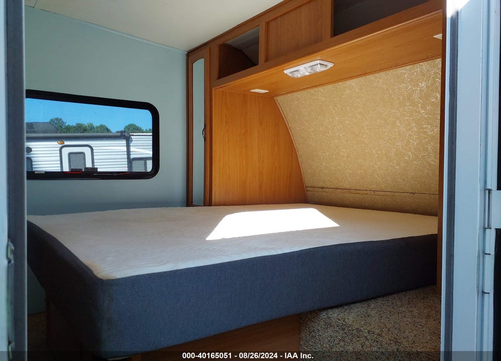 2008 KEYSTONE RV LAREDO TRAVEL TRAILER VIN: 4YDT272218L602475