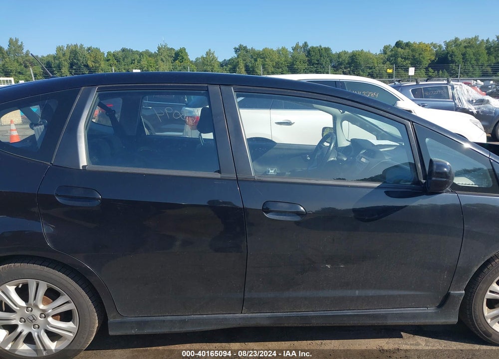2010 HONDA FIT SPORT VIN: JHMGE8G45AC040824