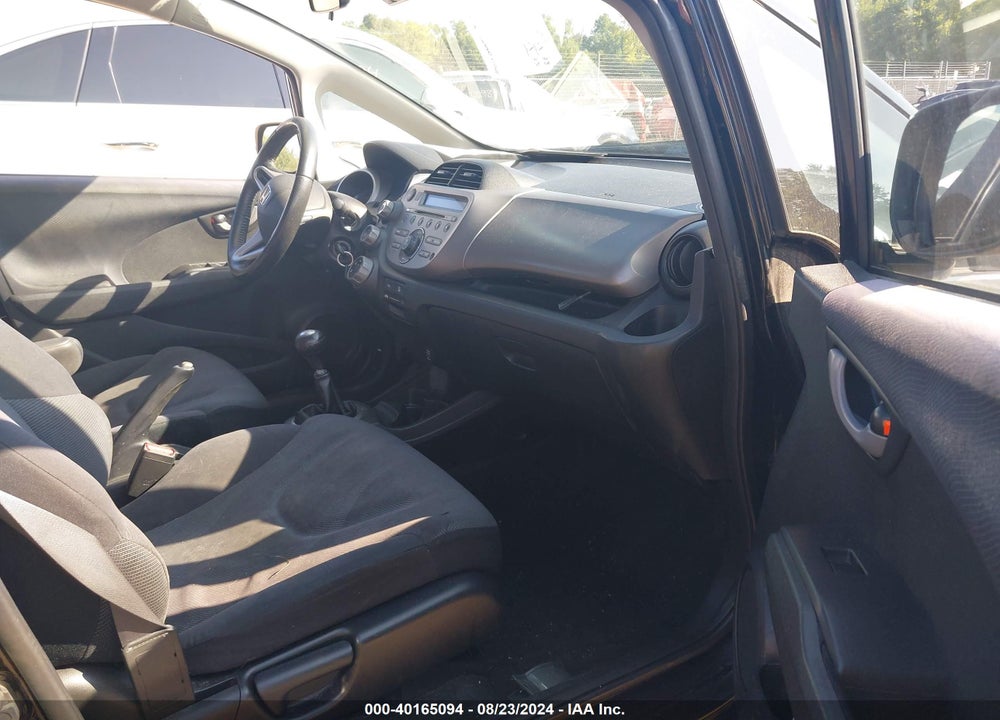 2010 HONDA FIT SPORT VIN: JHMGE8G45AC040824