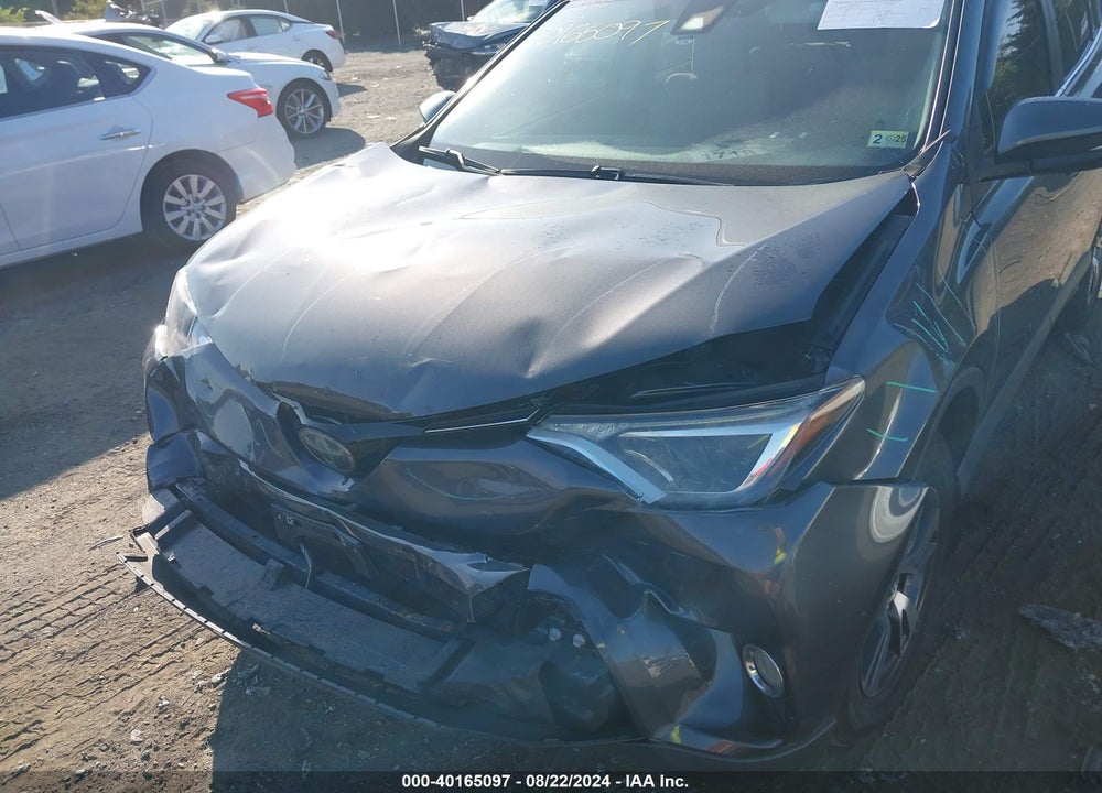 2017 TOYOTA RAV4 XLE VIN: JTMRFREV8HJ131343