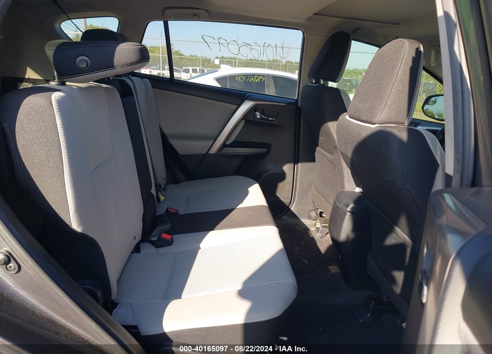 2017 TOYOTA RAV4 XLE VIN: JTMRFREV8HJ131343