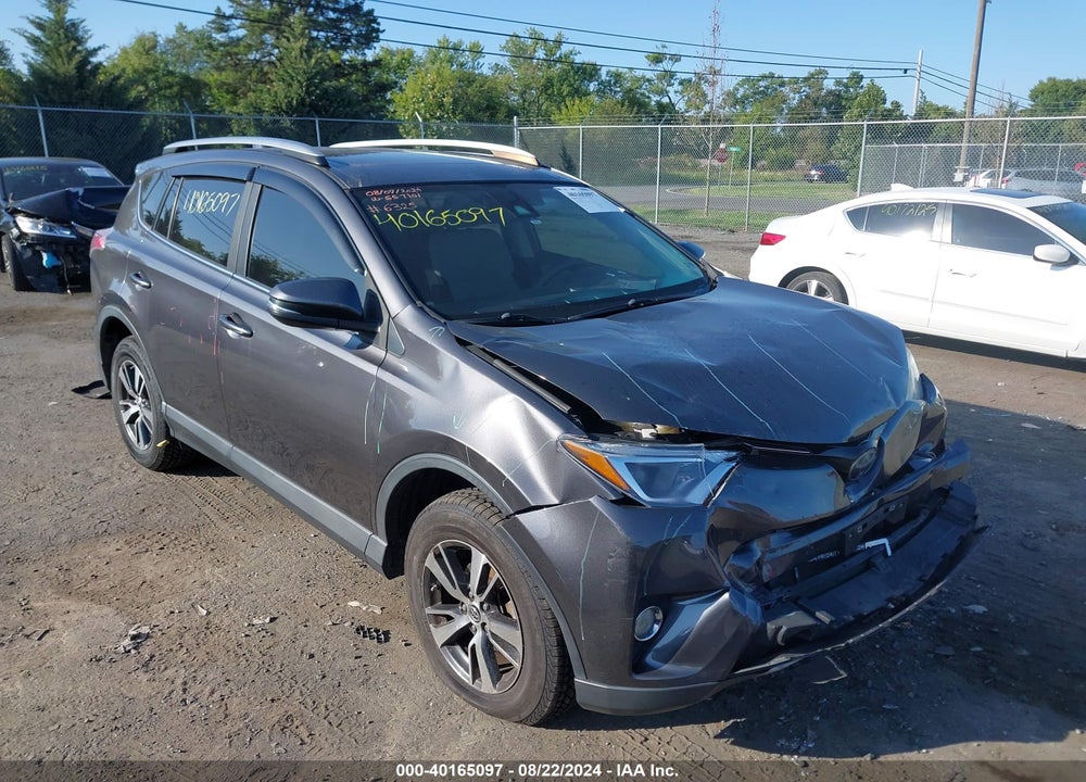 2017 TOYOTA RAV4 XLE VIN: JTMRFREV8HJ131343