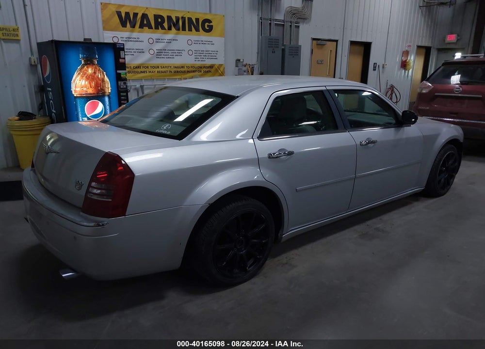 2005 CHRYSLER 300C VIN: 2C3AA63HX5H169147