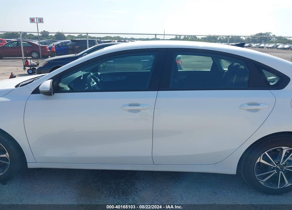 2024 KIA FORTE LXS VIN: 3KPF24AD0RE779689