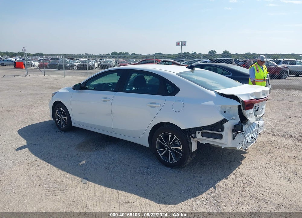 2024 KIA FORTE LXS VIN: 3KPF24AD0RE779689