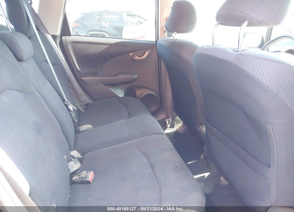 2013 HONDA FIT SPORT VIN: JHMGE8H56DC049298
