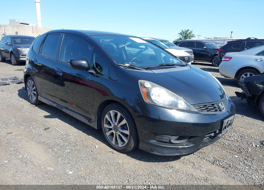 2013 HONDA FIT SPORT VIN: JHMGE8H56DC049298