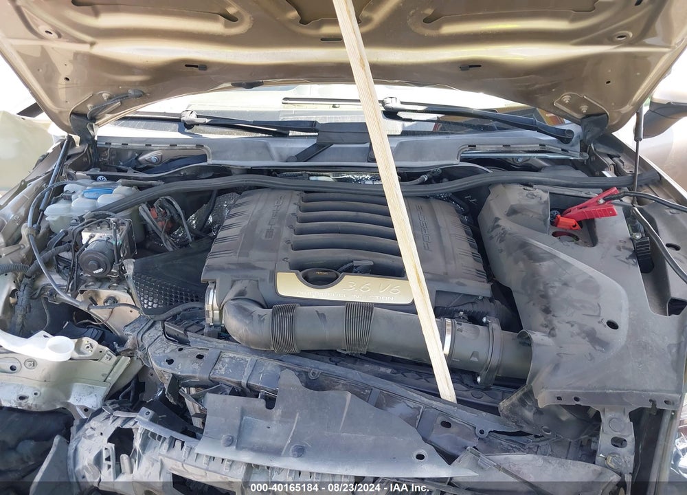 2016 PORSCHE CAYENNE VIN: WP1AA2A22GLA04295