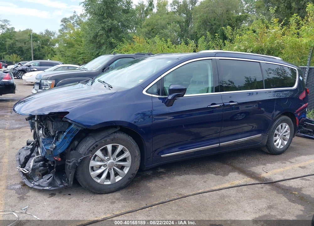 2018 CHRYSLER PACIFICA TOURING L PLUS VIN: 2C4RC1EG8JR355144