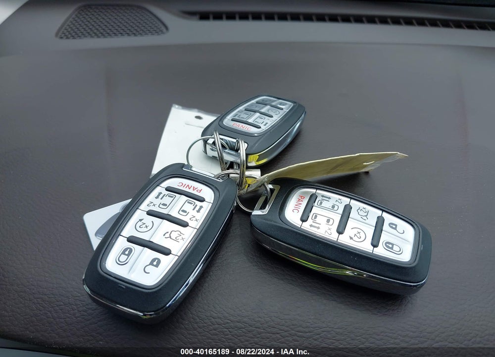 2018 CHRYSLER PACIFICA TOURING L PLUS VIN: 2C4RC1EG8JR355144