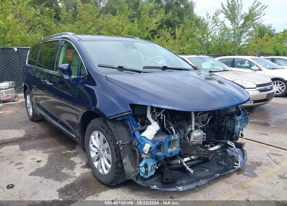 2018 CHRYSLER PACIFICA TOURING L PLUS VIN: 2C4RC1EG8JR355144